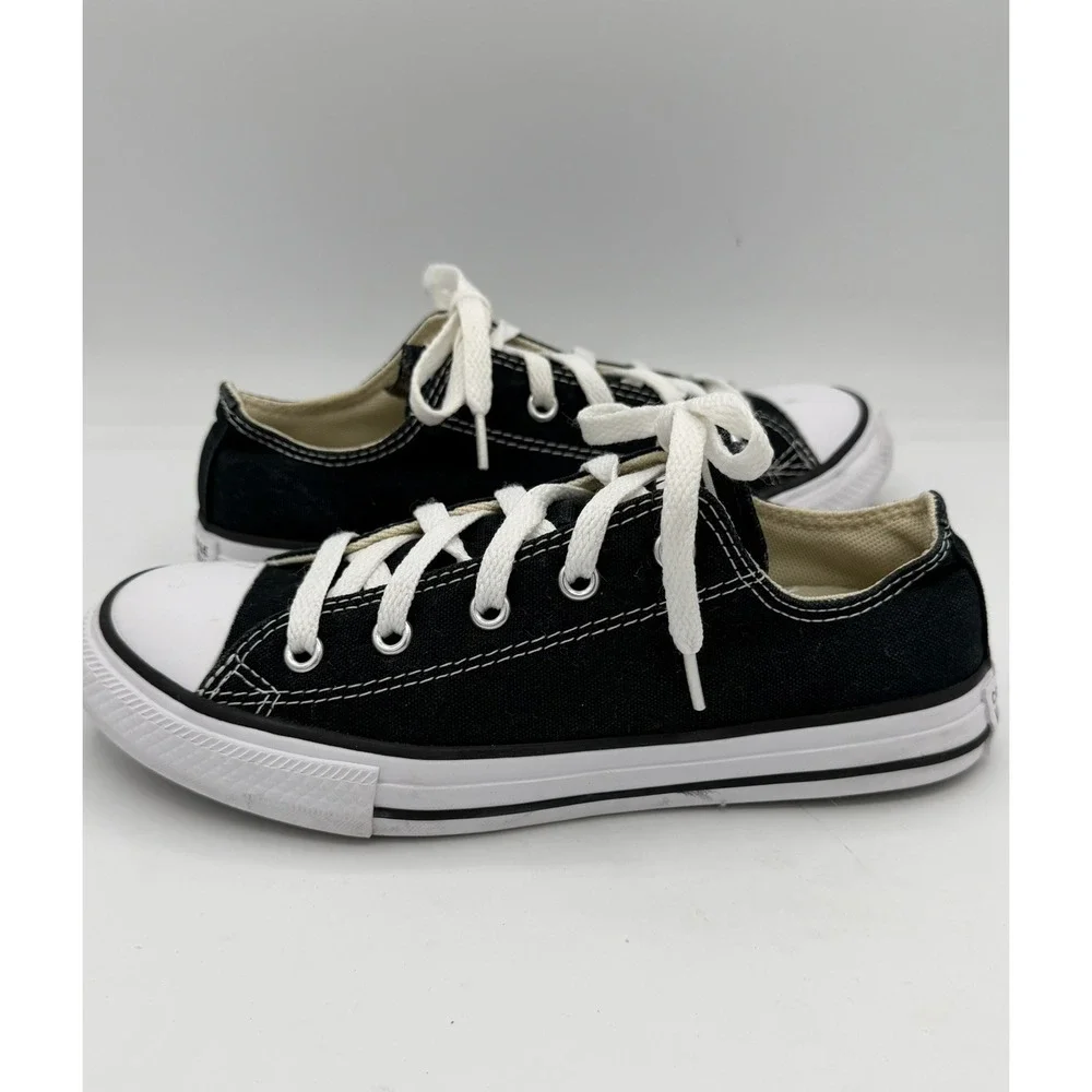 Converse Chuck Taylor All Star Low Top Black Sneakers Youth Size 2